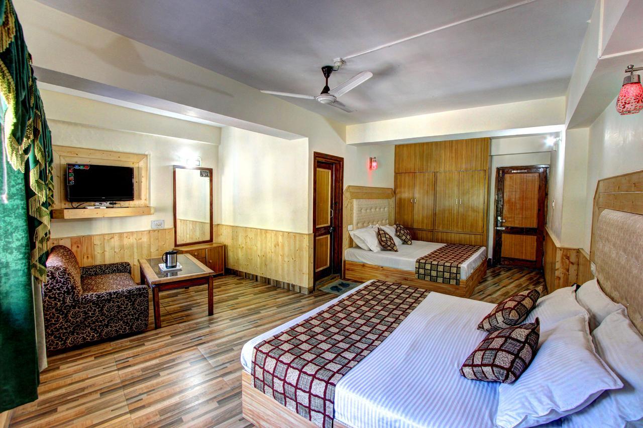 Hotel Highway Inn 马拉里 外观 照片