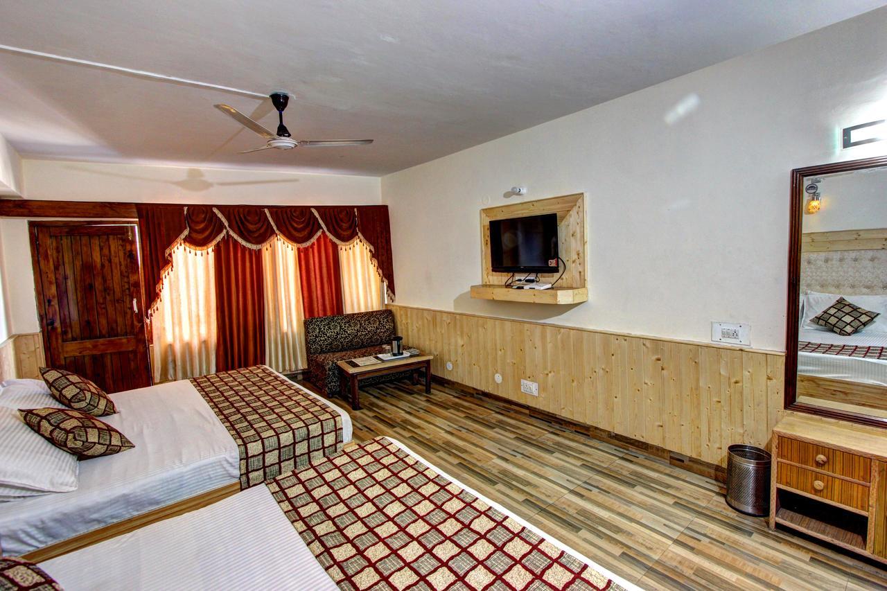 Hotel Highway Inn 马拉里 外观 照片