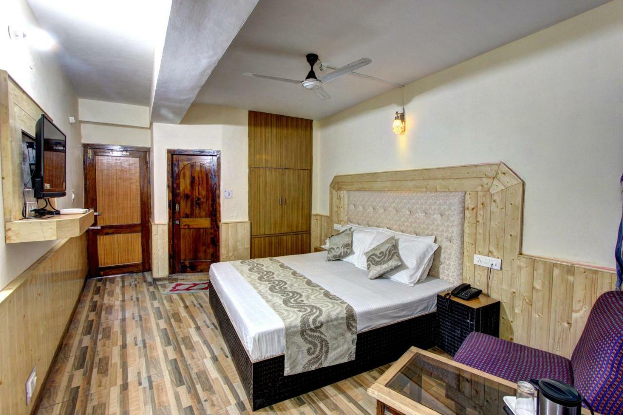 Hotel Highway Inn 马拉里 外观 照片